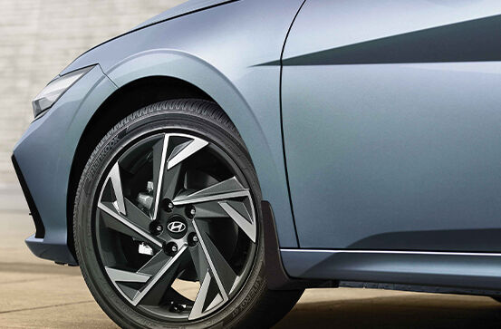 17&Prime; alloy wheels & tires